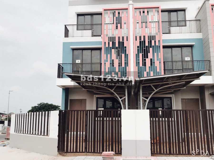 Bán Nhà 1 Trệt 2 lầu Dự Án Suncasa Central Từ Chủ Đầu tư Vsip Gía{ F0 }