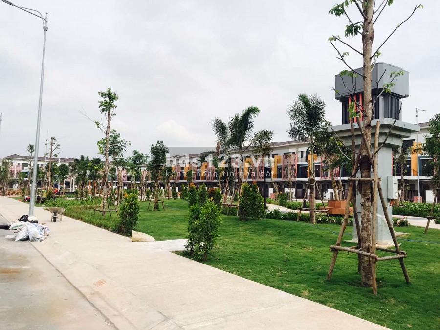 Bán Nhà 1 Trệt 2 lầu Dự Án Suncasa Central Từ Chủ Đầu tư Vsip Gía{ F0 }