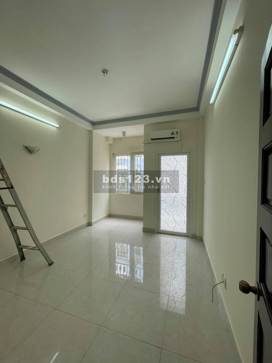 Bán nhà đường Hòa Hảo, P 5, Q 10, HXT 8m, giá 6 tỷ 2 LH: 0972010495
