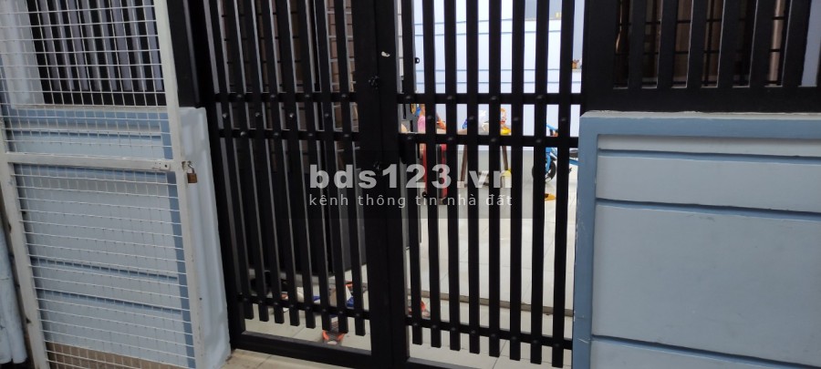 Nhỉnh 5 tỷ có nhà 56m2, Lạc Long Quân (4x14)m hẻm 3,5m, quận Tân Bình.