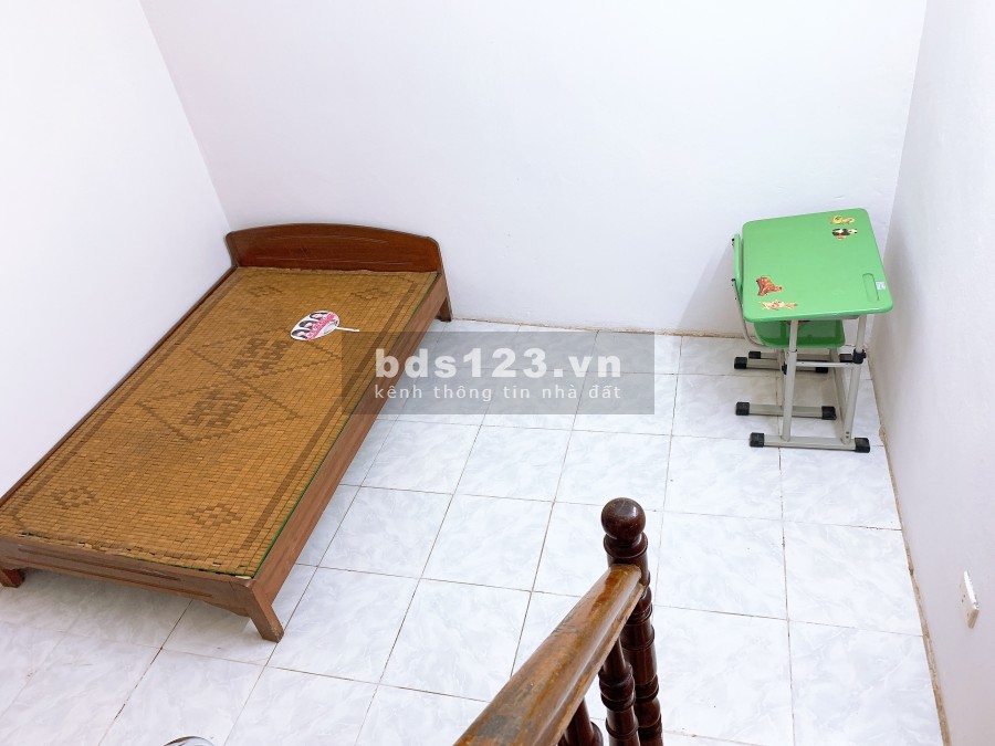 Cho thuê nhà quận Thanh Xuân, mới SC lại, full đồ giá chỉ vài triệu, lâu dài chính chủ!