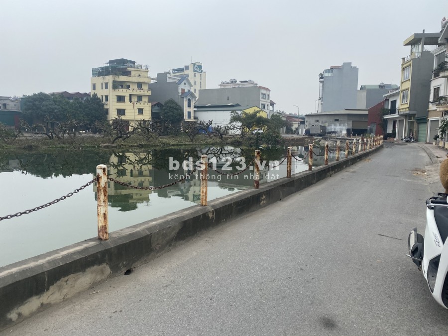 BÁN ĐẤT THỔ CƯ MẶT HỒ ĐẦM TRANH LONG BIÊN HÀ NỘI