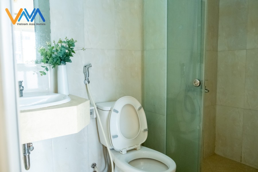 Căn Hộ Cho Thuê VnaHomes 620 Lạc Long Quân