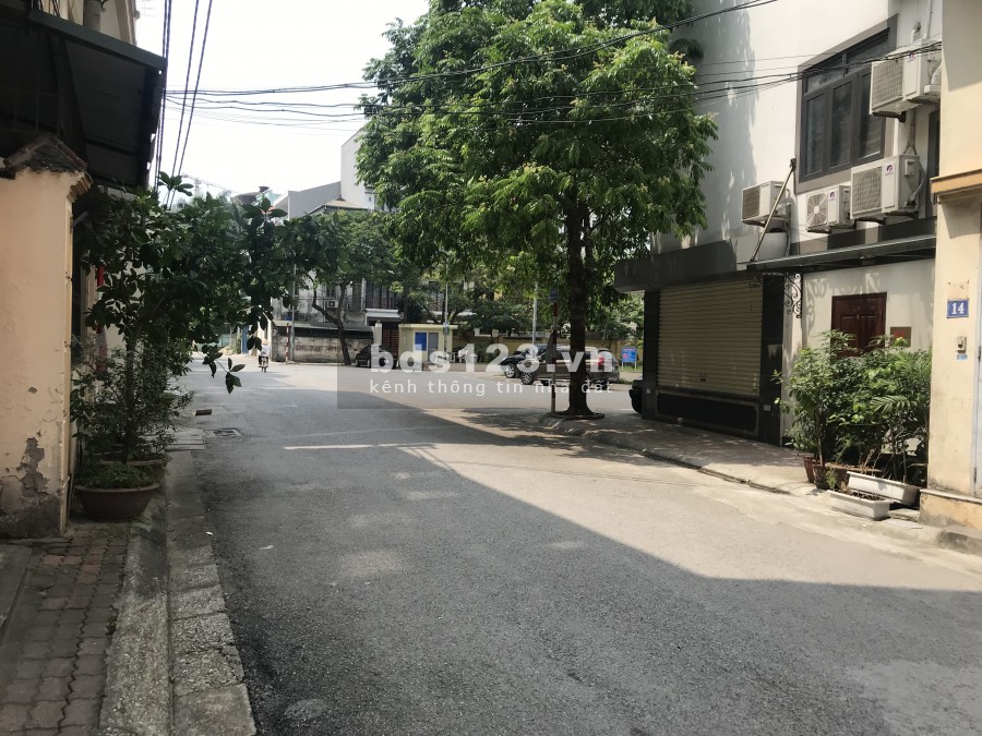 Bán Đất đẹp Lô Góc 2 mặt tiền ôtô đỗ cửa