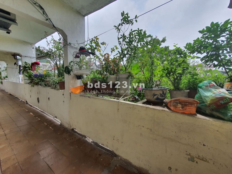 Bán nhà Tập Thể Bách Khoa 50m, giá 1.55 tỷ lh 0916010180
