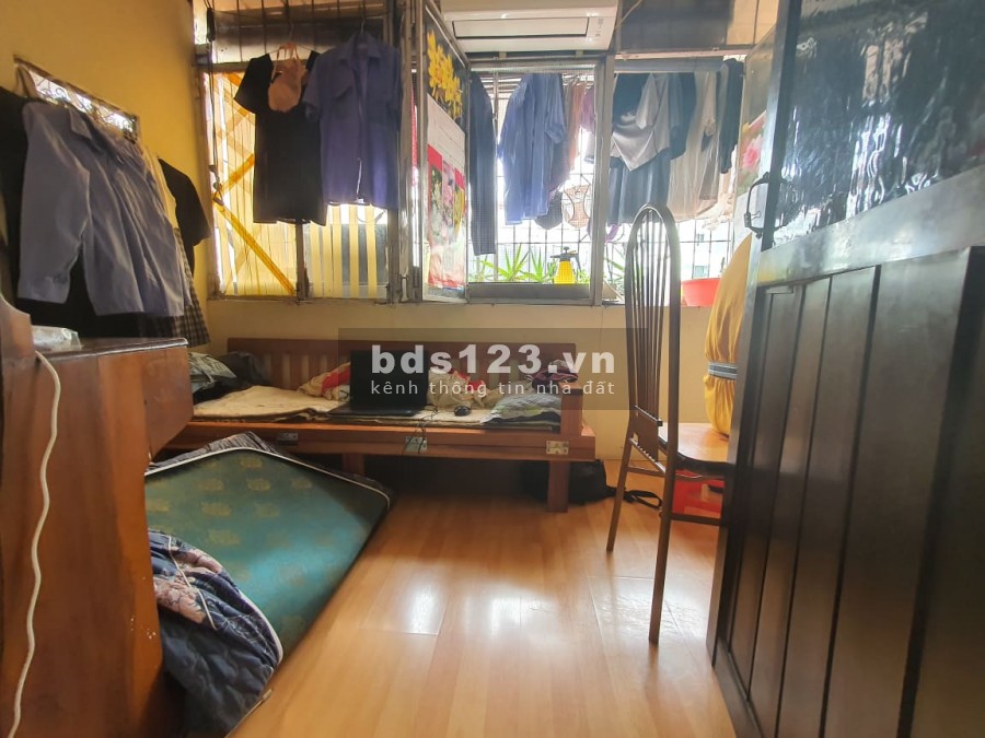 Bán nhà Tập Thể Bách Khoa 50m, giá 1.55 tỷ lh 0916010180