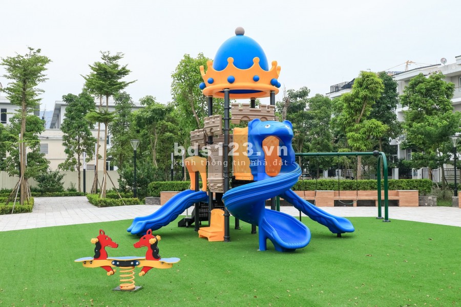 Chính chủ Bán CCCC tầng cao Toà L4 Ciuptra 58m2