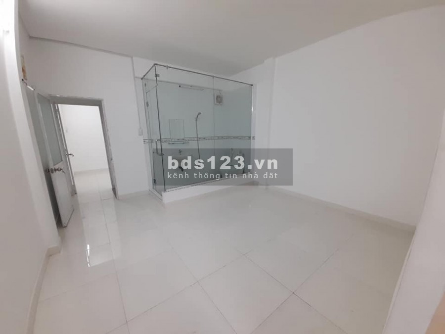 Chỉ 3.5tỷ 2 Tầng 4.5*8.5m Gần Ng Sơn Sầm Uất Hẻm 3 Gác Đua