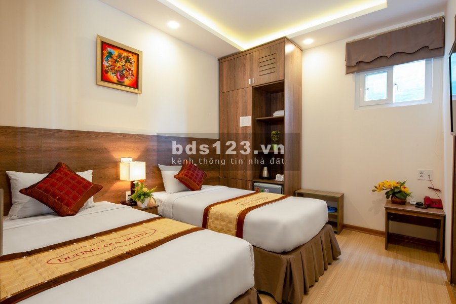 Khách sạn Mặt tiền Bình Thạnh 7 tầng dt 4x25 giá chỉ 18,4 tỷ TL