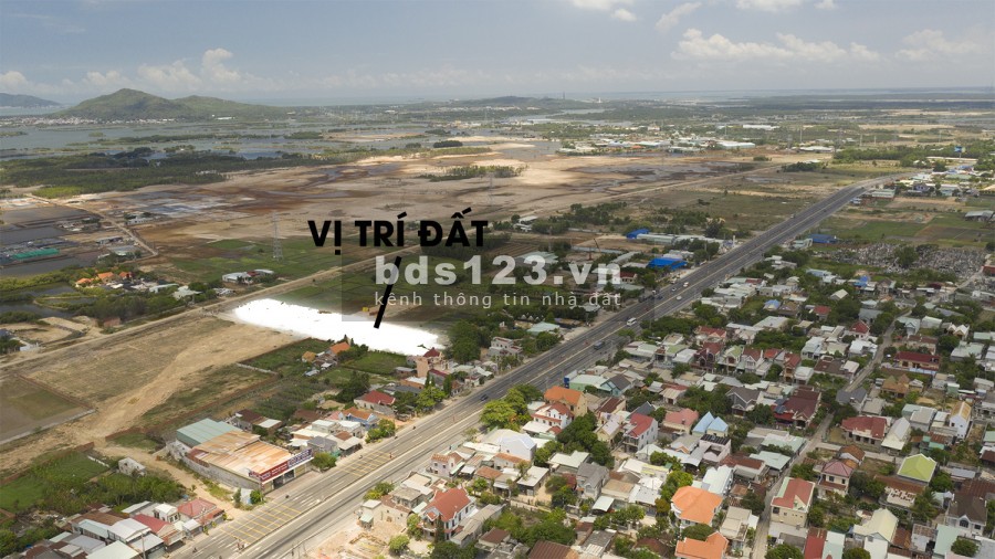 Đất nền Quốc lộ 51 cạnh nhà máy Lọc Dầu Long Sơn, Sổ đỏ, Thổ cư, Giá rẻ