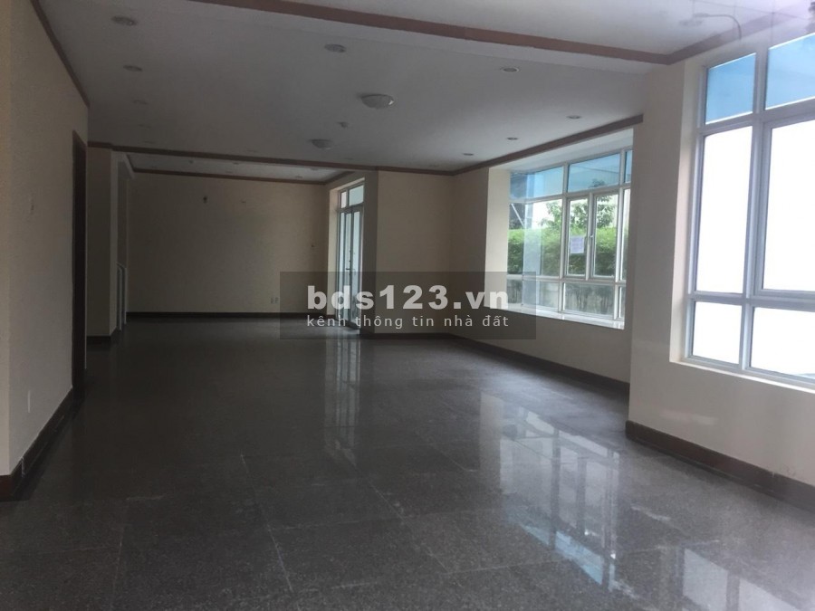 Cho thuê shop house CC Hoàng Anh An Tiến 188m2. Vừa ở vừa kinh doanh cực kỳ thuận tiện.