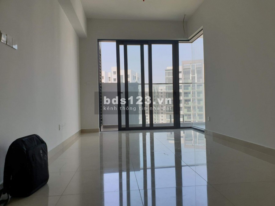 Bán 2pn ban công đặc biệt rộng, view nội khu Emerald dự án Celadon City giá 3.4 tỷ