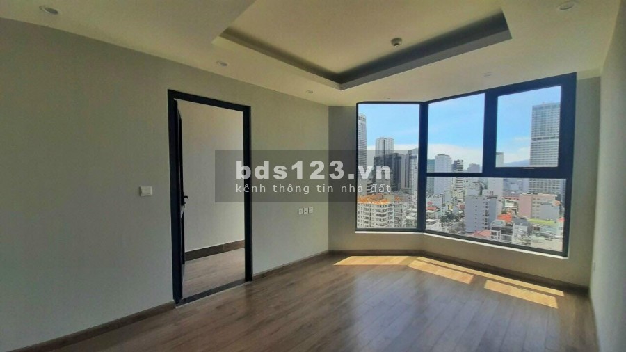Bán căn hộ view biển, 2 phòng ngủ đông nam chung cư cao cấp Hud Building Nguyễn Thiện Thuật, Nha Trang giá tốt