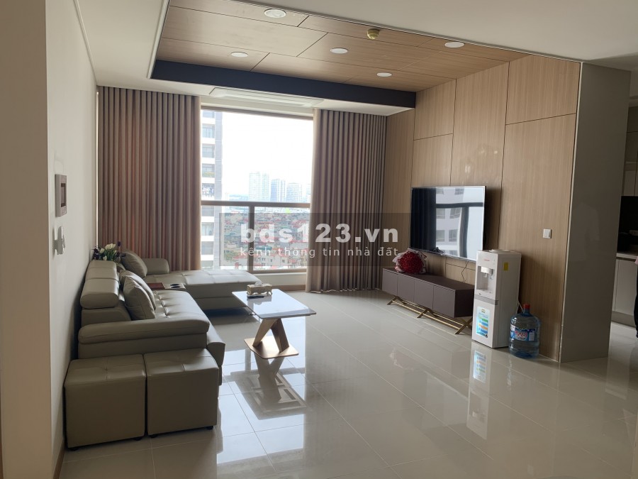 Cho thuê chung cư Starlake Tây Hồ Tây 2 ngủ full đồ 26.5 triệu/tháng. Lh 0377983070