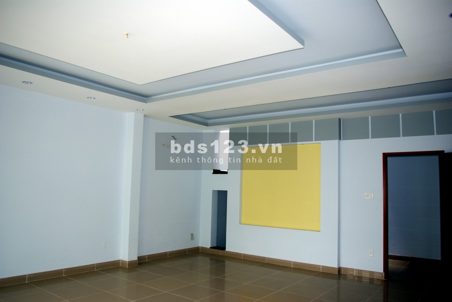 Nhà 1 trệt 2 lầu 160m2 Bạch Đằng Tân Bình, giá cho thuê 28 triệu/tháng