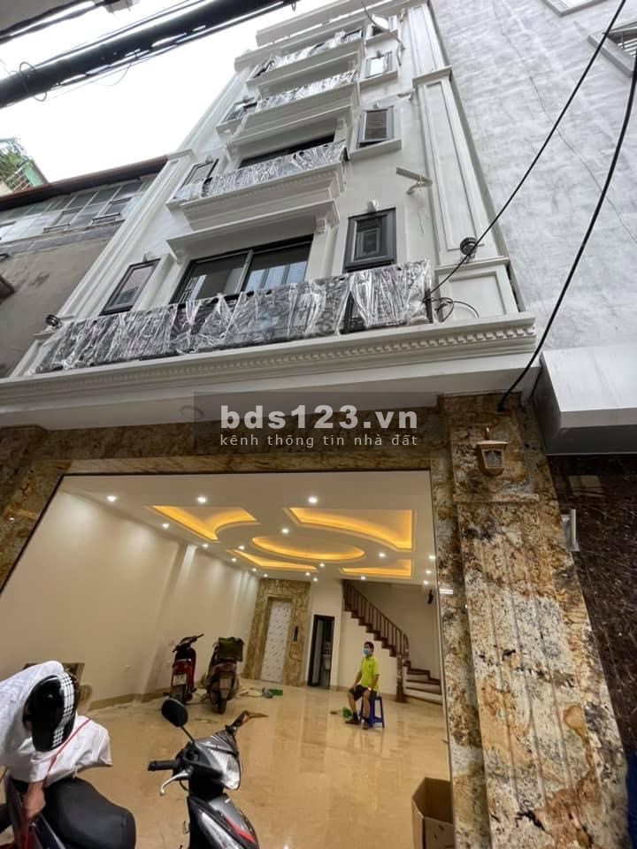 Cần bán nhà Dương Quảng Hàm khu Cầu Giấy 65m2 7 tầng mặt tiền 5,8m. Giá 13.5 tỷ