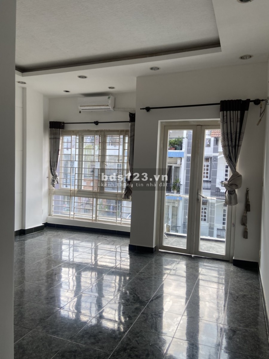 Nhà Bình Lợi, 5x18m, 3 sàn sân thượng, 4 phòng full máy lạnh, nhà đẹp.