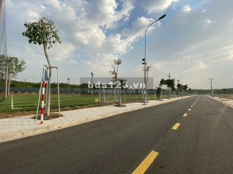 Bán Đát Nhà Ở Thổ Cư 100%. Sổ riêng đầy đủ, xây nhà được ngay