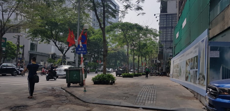 Nhà mới 7 tầng thang máy ga ra ô tô phố Thái Hà Đống Đa 16 tỷ.
