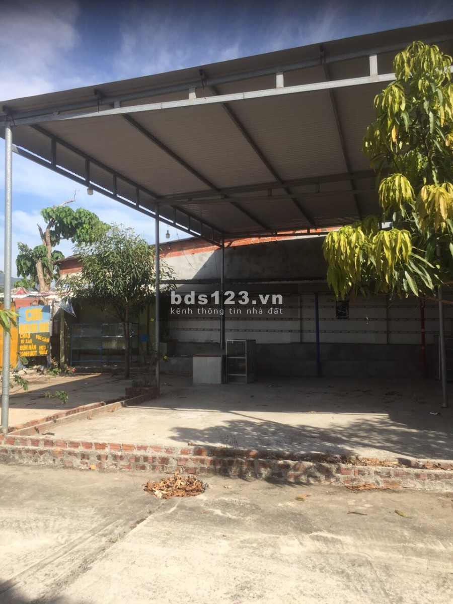 Vợ Chồng tôi cần bán lô đất DT 1150m2 mặt tiền Quốc Lộ 1A Thị Trấn Lăng Cô .