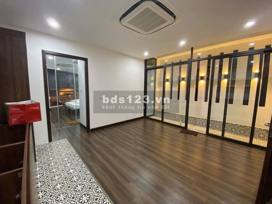 Bán nhà MP Hồ Tùng Mậu 60m2 x 7 tầng thang máy MT 5m vỉa hè rộng, KD tốt giá 24 tỷ. LH 0912442669