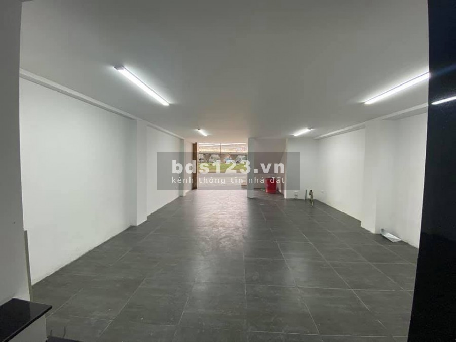 Bán nhà MP Hồ Tùng Mậu 60m2 x 7 tầng thang máy MT 5m vỉa hè rộng, KD tốt giá 24 tỷ. LH 0912442669