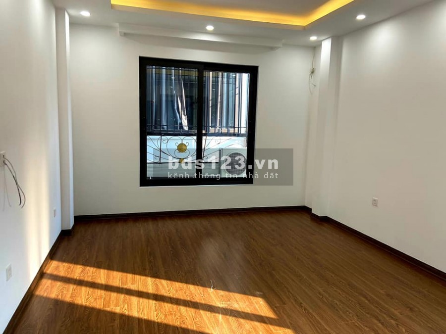 NHÀ VỪA Ở VỪA KINH DOANH CỰC PHẨM KIM MÃ- BA ĐÌNH, HÀ NỘI 3 tầng giá 3.5 tỷ