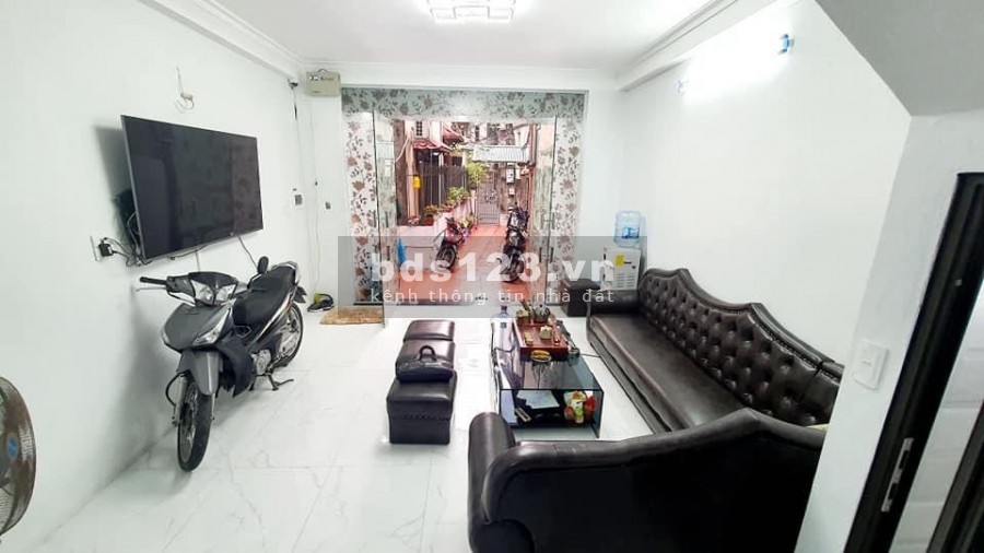 TRUNG TÂM QUẬN Hai Bà Trưng Phố Trần Khát Chân. NHỈNH 5 TỶ 45m2