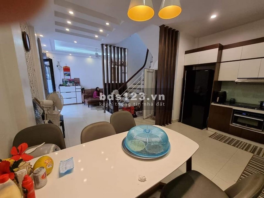 Bán nhà 6 phòng ngủ diện tích sử dụng 150m2, 4 tầng siêu rộng Tân kì Tân Quý, phường Tân Sơn Nhì, Tân Phú