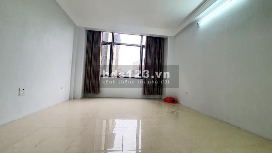 TRUNG TÂM QUẬN Hai Bà Trưng Phố Trần Khát Chân. NHỈNH 5 TỶ 45m2