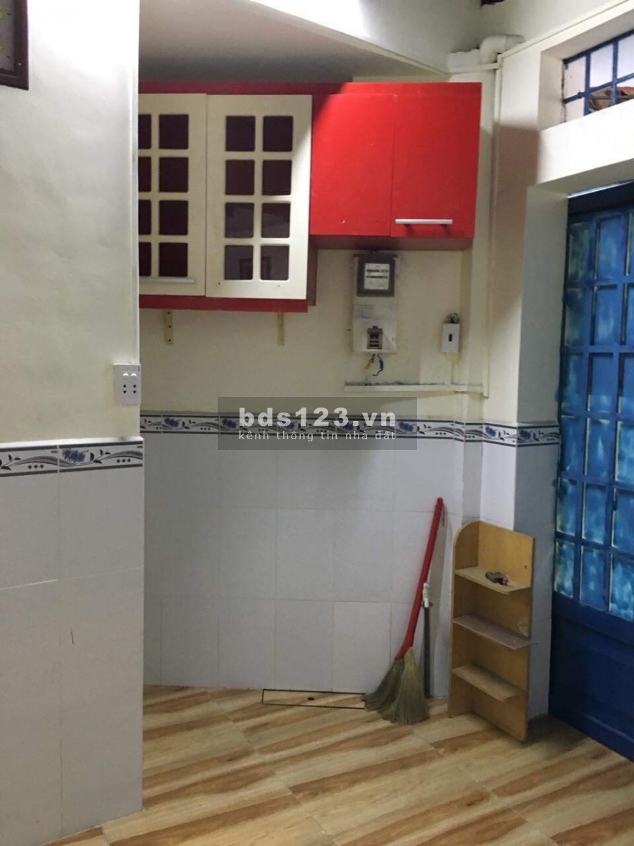 Bán nhà 2 mặt thoáng đường Điện Biên Phủ DT 31 m2 giá 2 tỷ 75