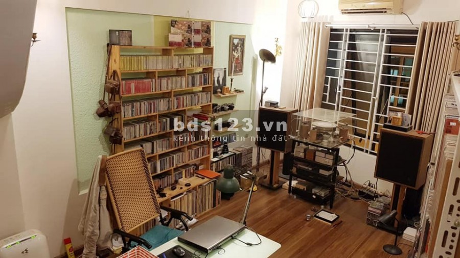 SIÊU PHẨM QUẬN HAI BÀ LÔ GÓC ĐI BỘ SANG TIME CITY Ô TÔ GẦN DT 33M2 5 TẦNG 3TỶ