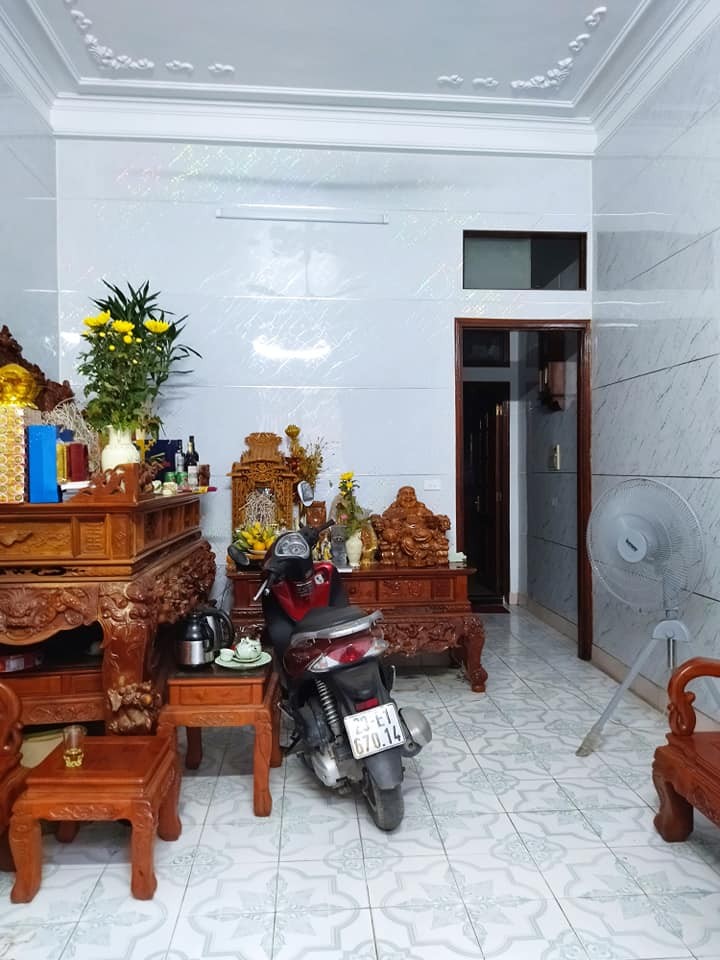 Bán Đất Tặng Nhà Kim Giang 65m2, Ô Tô Đỗ Cửa, View Thoáng Sáng, Gần Phố, MT 4m, KD 5.5 Tỷ