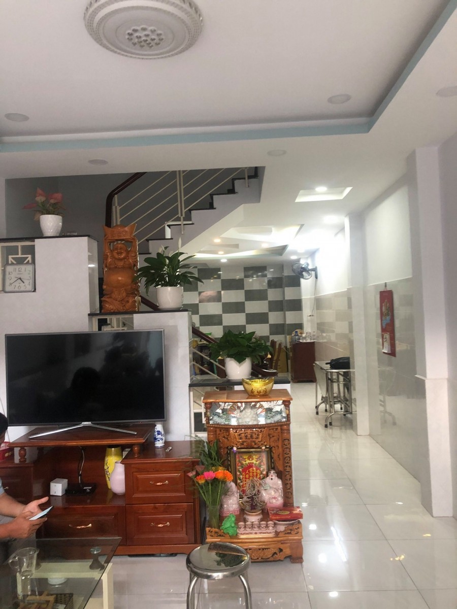 NHÀ ĐẸP BÁN GẤP VỪA Ở VỪA LÀM VĂN PHÒNG KHU DÂN TRÍ CAO 5 Tầng, 70 m2, Giá 9.3 Tỷ