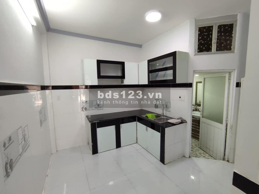 Nhà Hiếm, Giá rẻ HXH Đường 51, Phường 14, Gò Vấp, 45m2, 2 Tầng, giá 3.75 tỷ