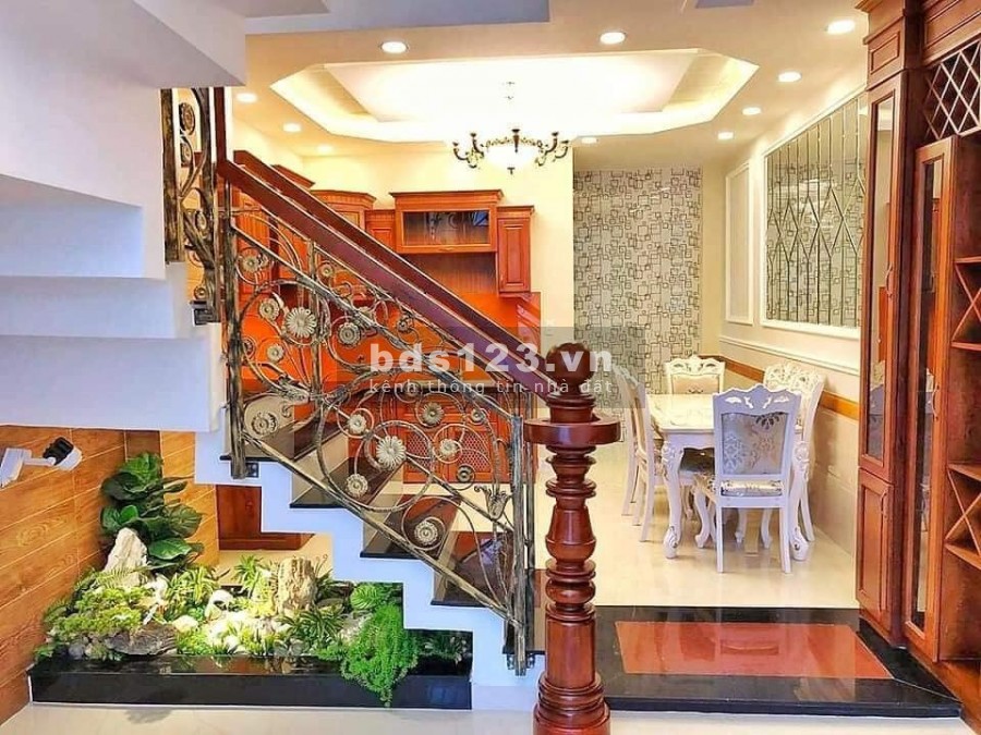 Bán nhà 5 tầng, đường số 8, Q. Gò Vấp dt 4.1 x 13.8m hẻm 5m giá 6.8 tỷ (TL)