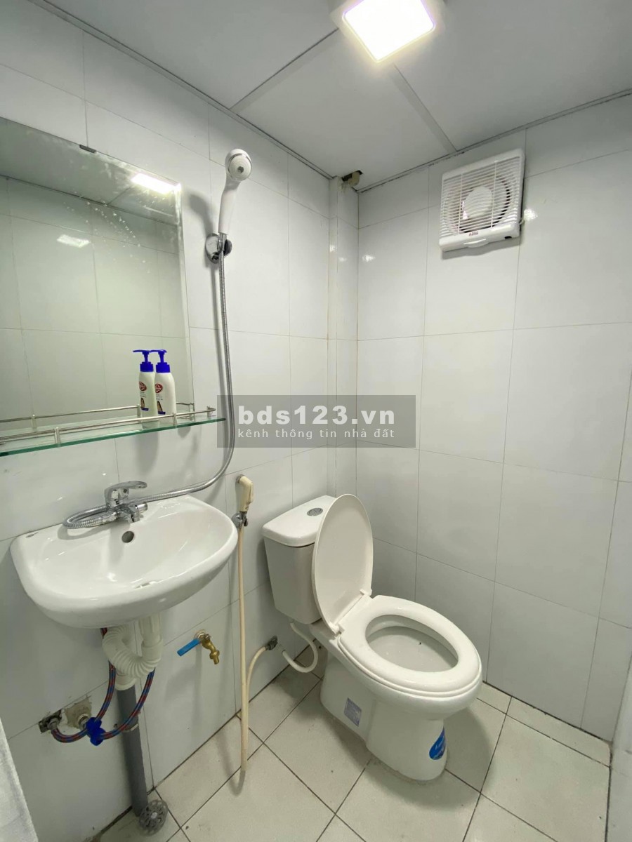 Bán nhà ngõ Phố Ngô sỹ Liên, Ô tô đỗ cách 40m, 21m2, 4 tầng Giá 2,2tỷ