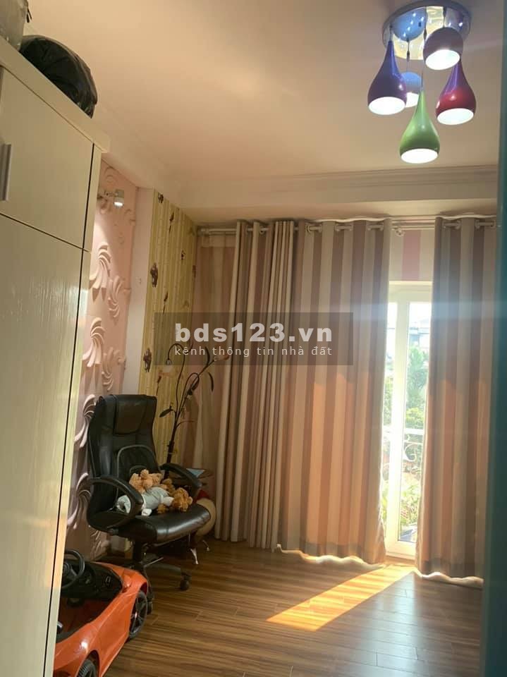 Hộ khẩu Ba Đình, nhà 4 tầng, ngõ thông thoáng, ở luôn , giá 1.5 tỷ
