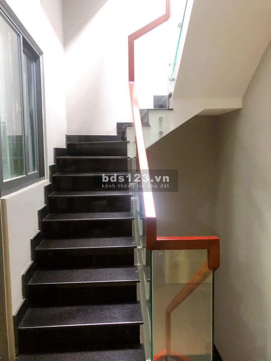 HÓT, Dương Quảng Hàm, Gò Vấp, HXT 4,3M x 10m Chỉ 5.25 Tỷ TL
