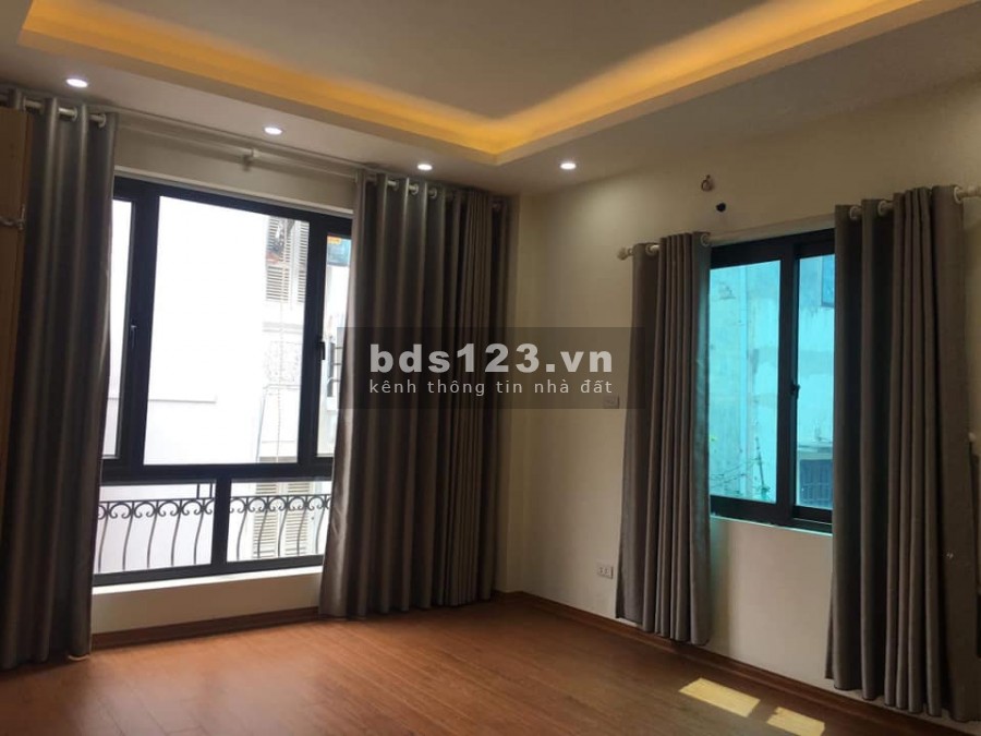 Bán nhà Bồ Đề Lô góc Ngõ thông oto vào nhà, dt 50m2, 5 tầng, giá 5.35 tỷ