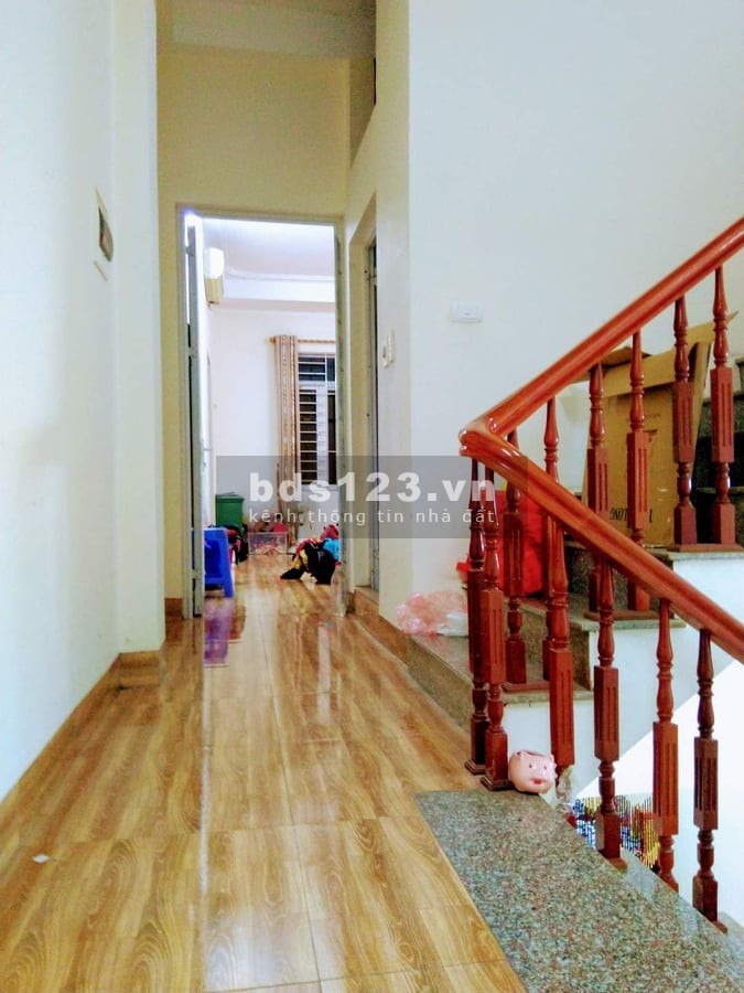Hiếm !! Mới Coong, Lô Góc, Ngõ Thông, Ở Ngay, 35m2, 5 Tầng, Giá Nhỉnh 3 tỷ.