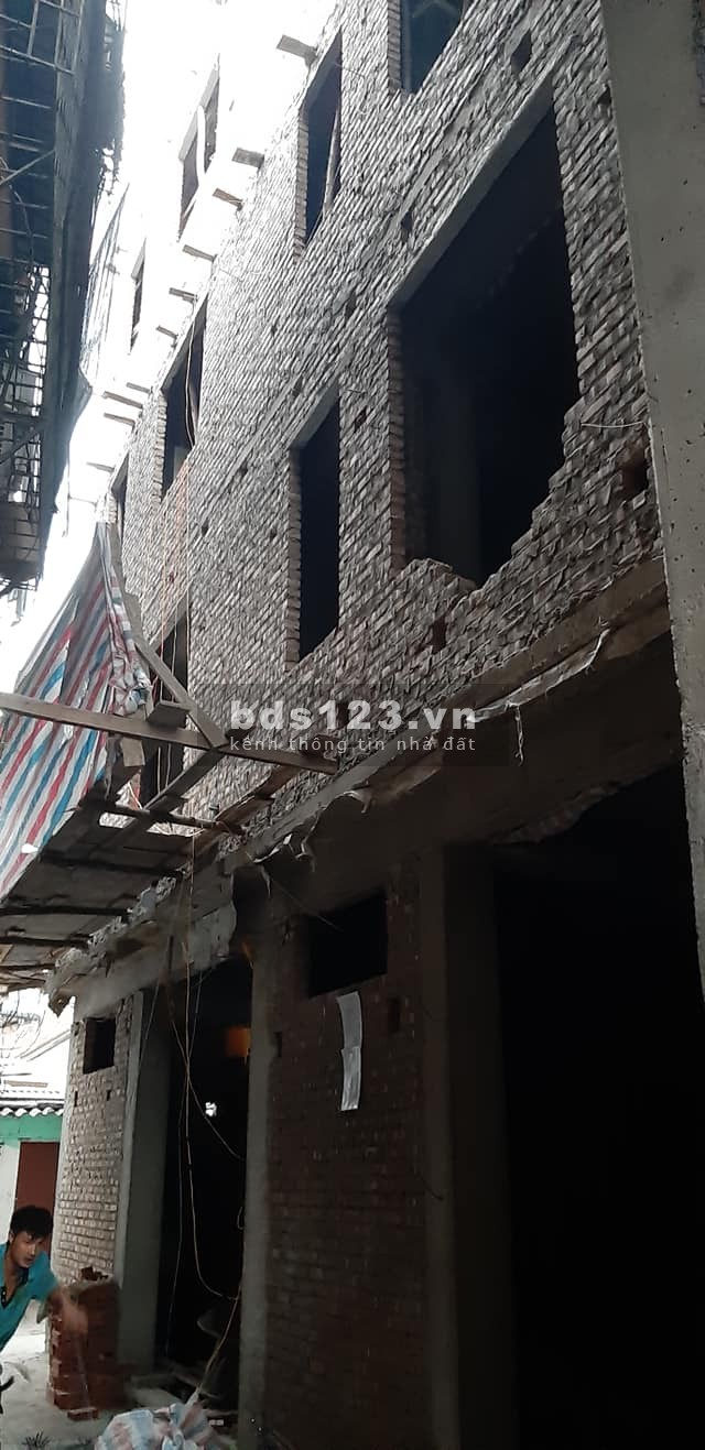 NGUYỄN ĐỨC CẢNH NHÀ MỚI KOONG GẦN PHỐ dt 30 Mét giá 4.5 Tỷ
