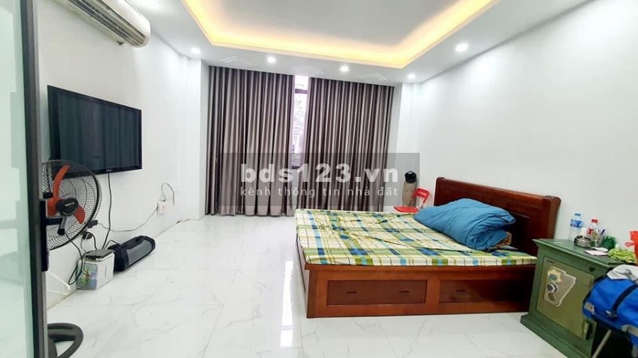 TRUNG TÂM QUẬN Hai Bà Trưng Phố Trần Khát Chân. NHỈNH 5 TỶ 45m2