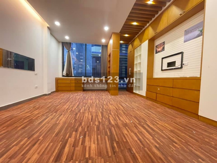 Bán nhà Thái Hà 45m2 x 5 tầng, Ô tô tránh, vỉa hè kinh doanh. Giá nhỉnh 8 tỷ