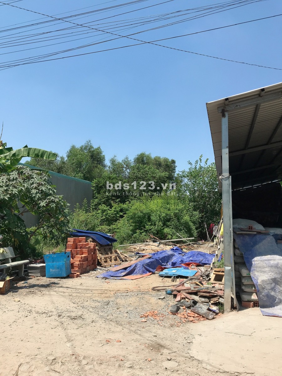 Chính chủ cần bán đất gần chợ Hội Nghĩa đường DT747, 150m2, giá 935tr, lh 0977205357