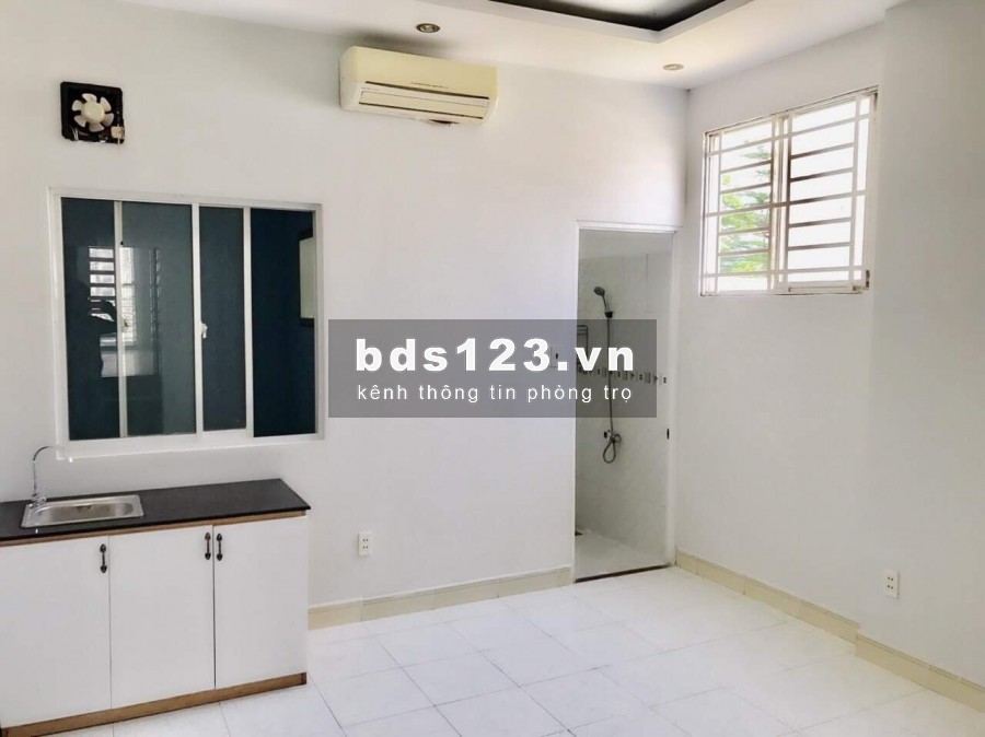 Cho Thuê Phòng Trọ Có Ban Công Đường Lê Đức Thọ, Gò Vấp, 24m2, 3.4tr/ Tháng