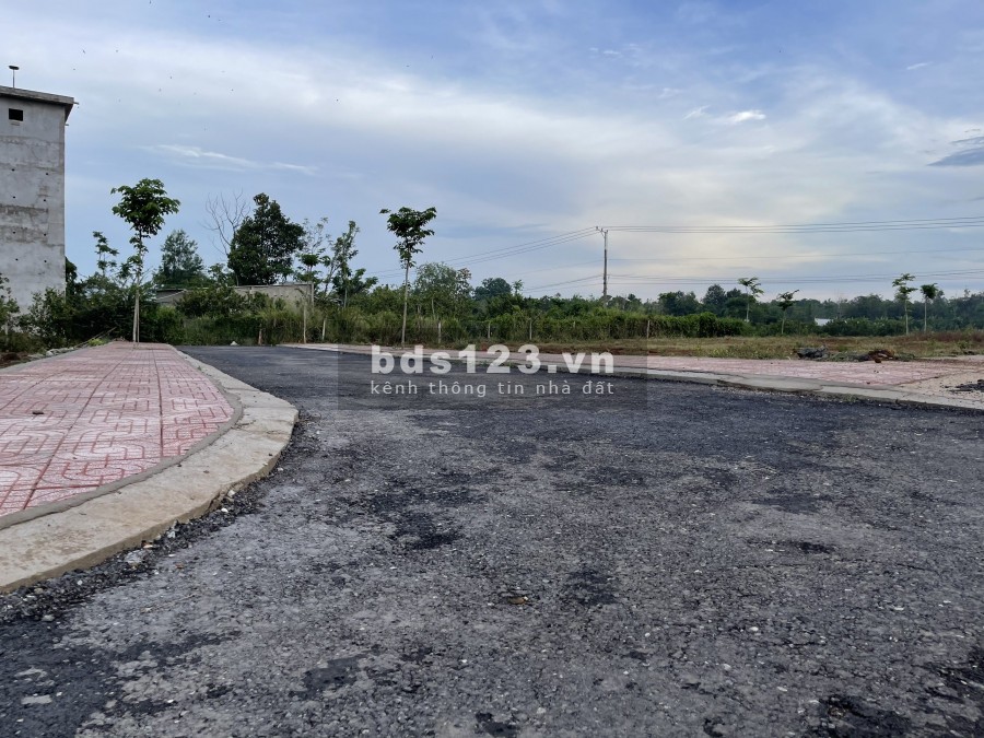 Nợ Ngân Hàng bán gấp 340m2 đất ODT kp3, Hắc dịch,tx Phú Mỹ. Giá ngộp 1,45 tỷ.