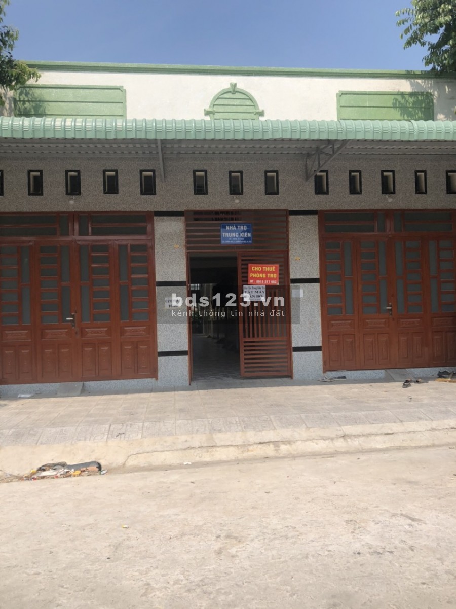 TÔI CHÍNH CHỦ CẦN BÁN GẤP LÔ ĐẤT KCN, CHỢ, TRƯỜNG LÔ GÓC 300M2 2 MẶT TIỀN CHO THUÊ 25TR CHÍNH CHỦ