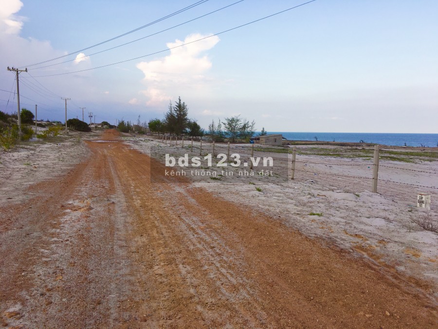 Đất view biển xây được nhà ở. Pháp lý sổ đỏ không trang chấp.