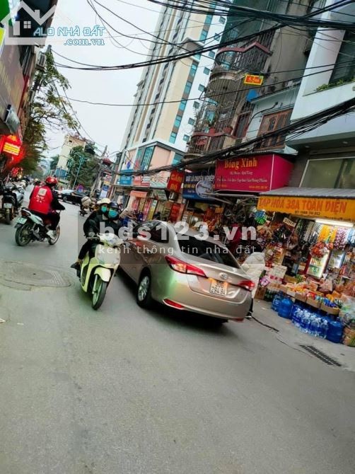 Cực hiếm! Nhà Triều khúc, Thanh Xuân 40m2, 2T ở ngay, 2.75 tỷ.